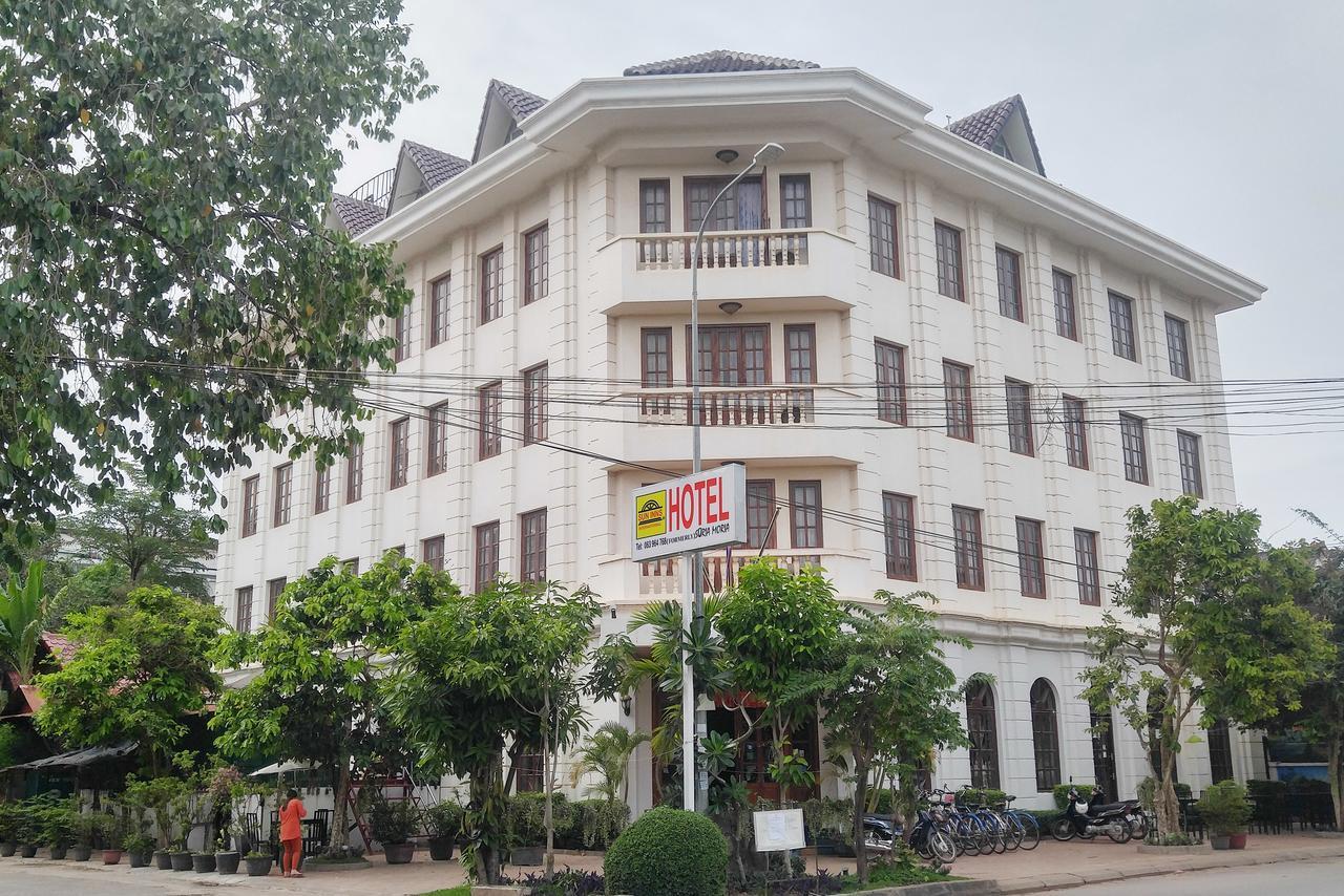 Sun Inns Hotel Siem Reap Exteriör bild