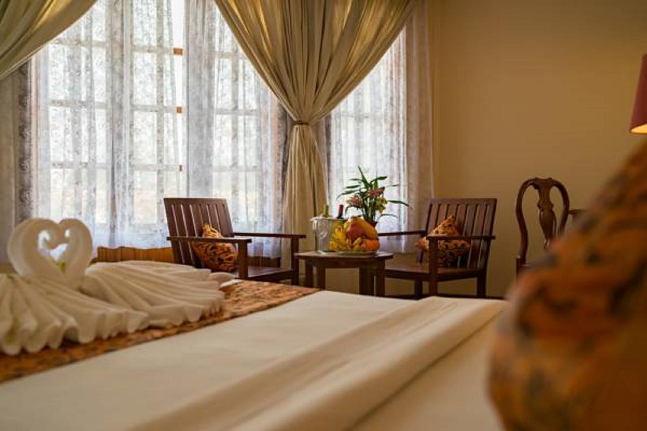 Sun Inns Hotel Siem Reap Exteriör bild
